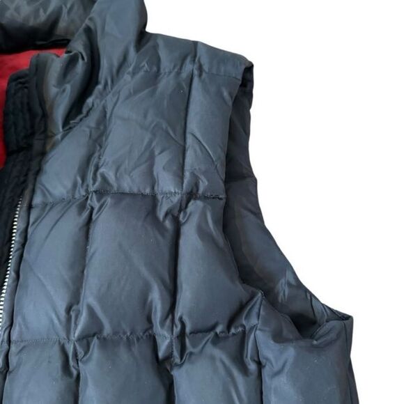 Gap Quilted Down Vest Womens Small Black Puffer Zip Warm Goose Filled - Picture 3 of 9